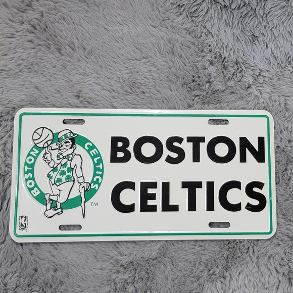 Metal Embossed Front License Plate Car Tag Boston Celtics Irish NBA Basketball - Picture 1 of 2
